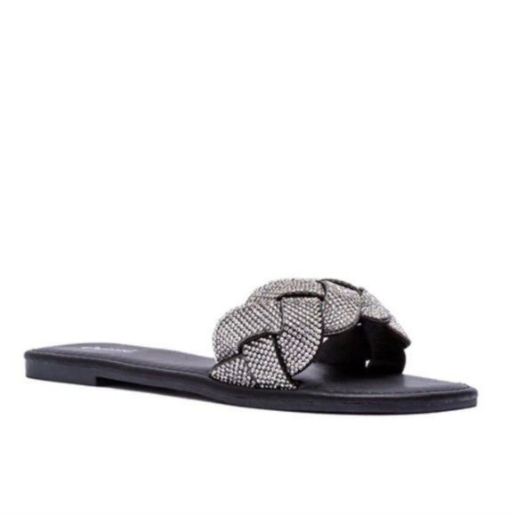 !! NEW !! Embellished Slides Sandals in Black - Picture 2 of 4